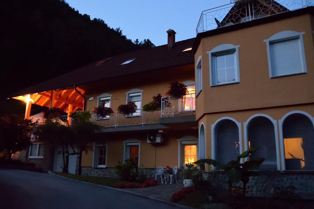 Apartment Sotocje Dolenja Trebusa Bagian luar foto