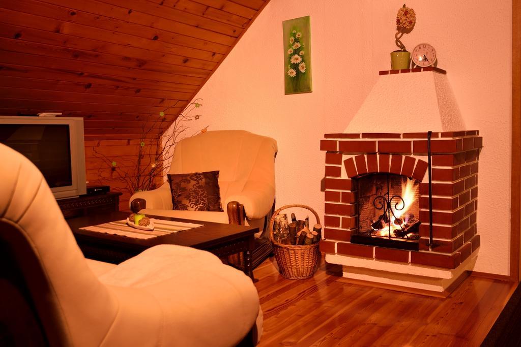 Apartment Sotocje Dolenja Trebusa Bagian luar foto